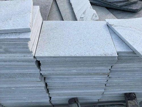 حجر الأردواز الفضي