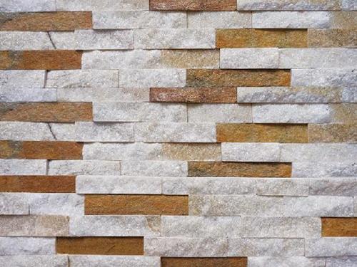 مجموعة متنوعة من ألوان الأردواز باللون البيج والبني