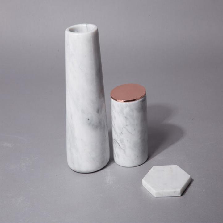 مزهرية وطبق 1