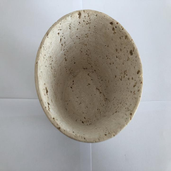 مزهرية حجرية (2)