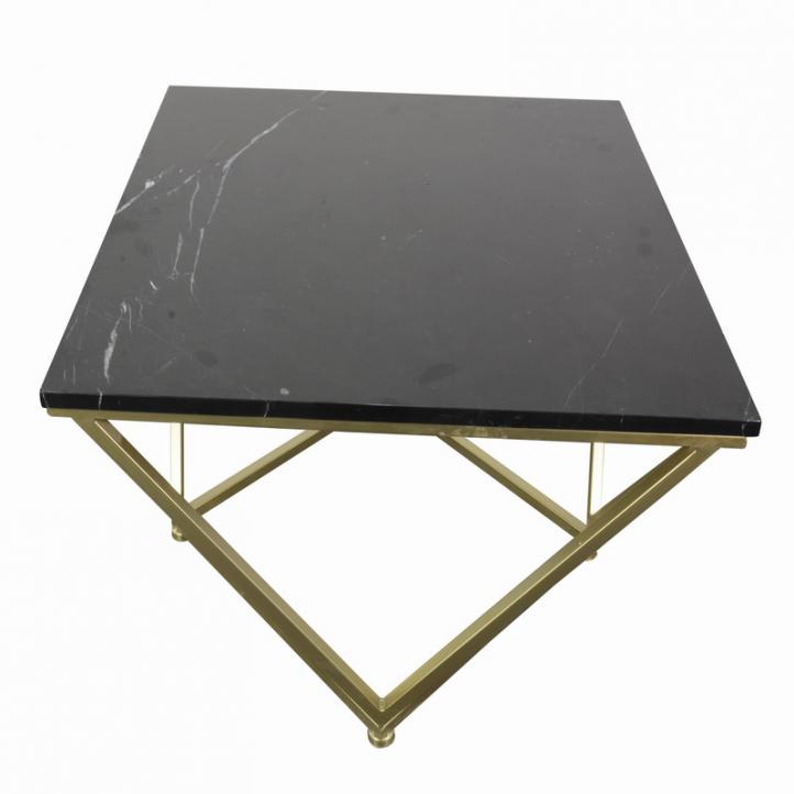 طاولة حجرية FTW010